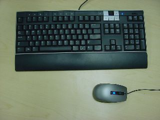 «Шпионские снимки» новой клавиатуры и мыши Dell